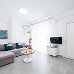 アパート Slv Dionysos Apartment