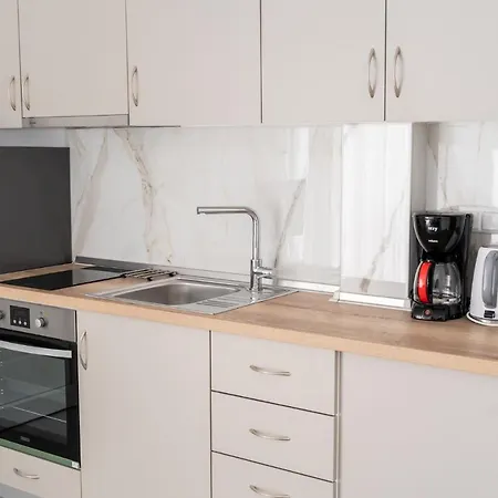 Dionysos Residential Complex Daire Ofrínion