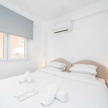 Dionysos Residential Complex شقة Ofrínion