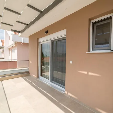 Dionysos Residential Complex * Ofrinion