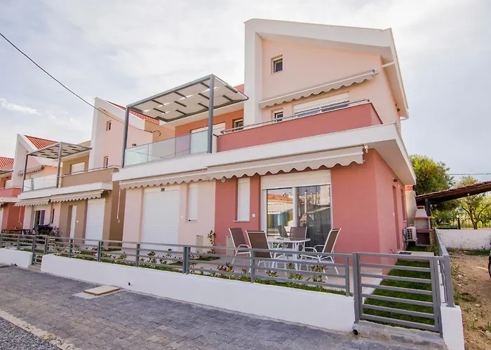 Dionysos Residential Complex דירה *