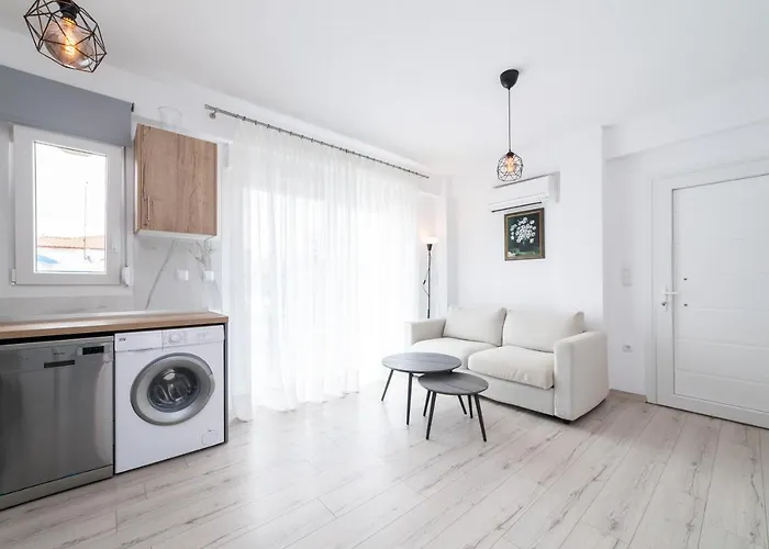 Dionysos Residential Complex דירה *
