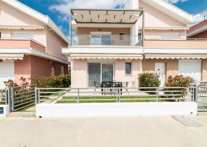 Dionysos Residential Complex דירה *